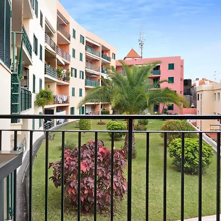 Palheiro Vista Mar *